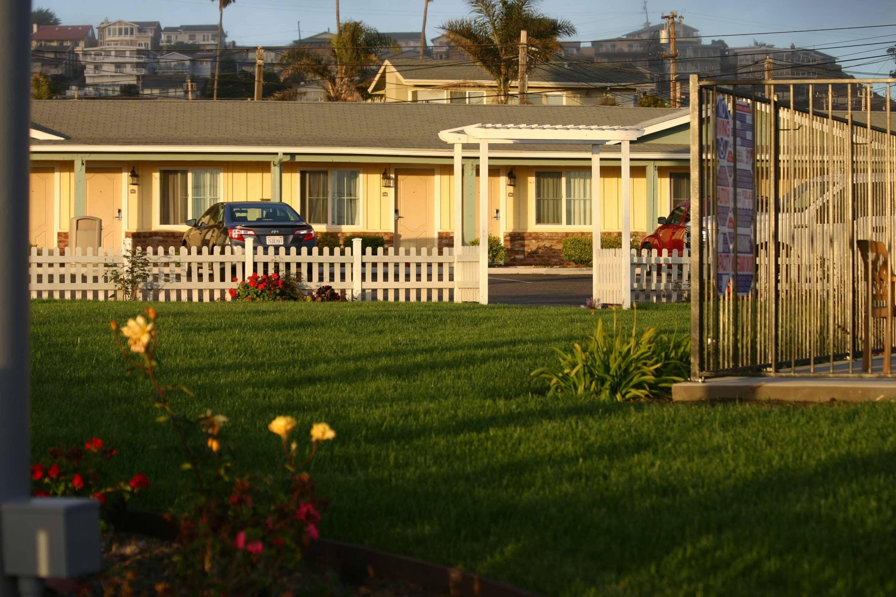 Rodeway Inn At מורו ביי מראה חיצוני תמונה