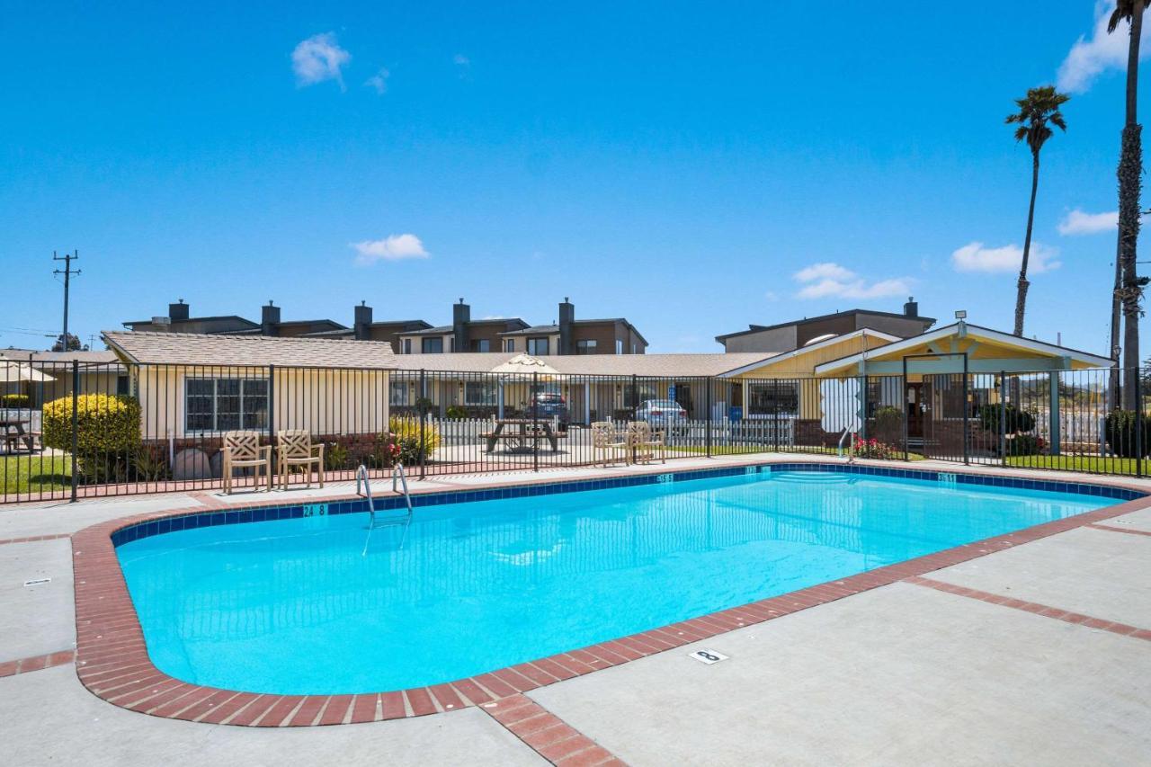 Rodeway Inn At מורו ביי מראה חיצוני תמונה