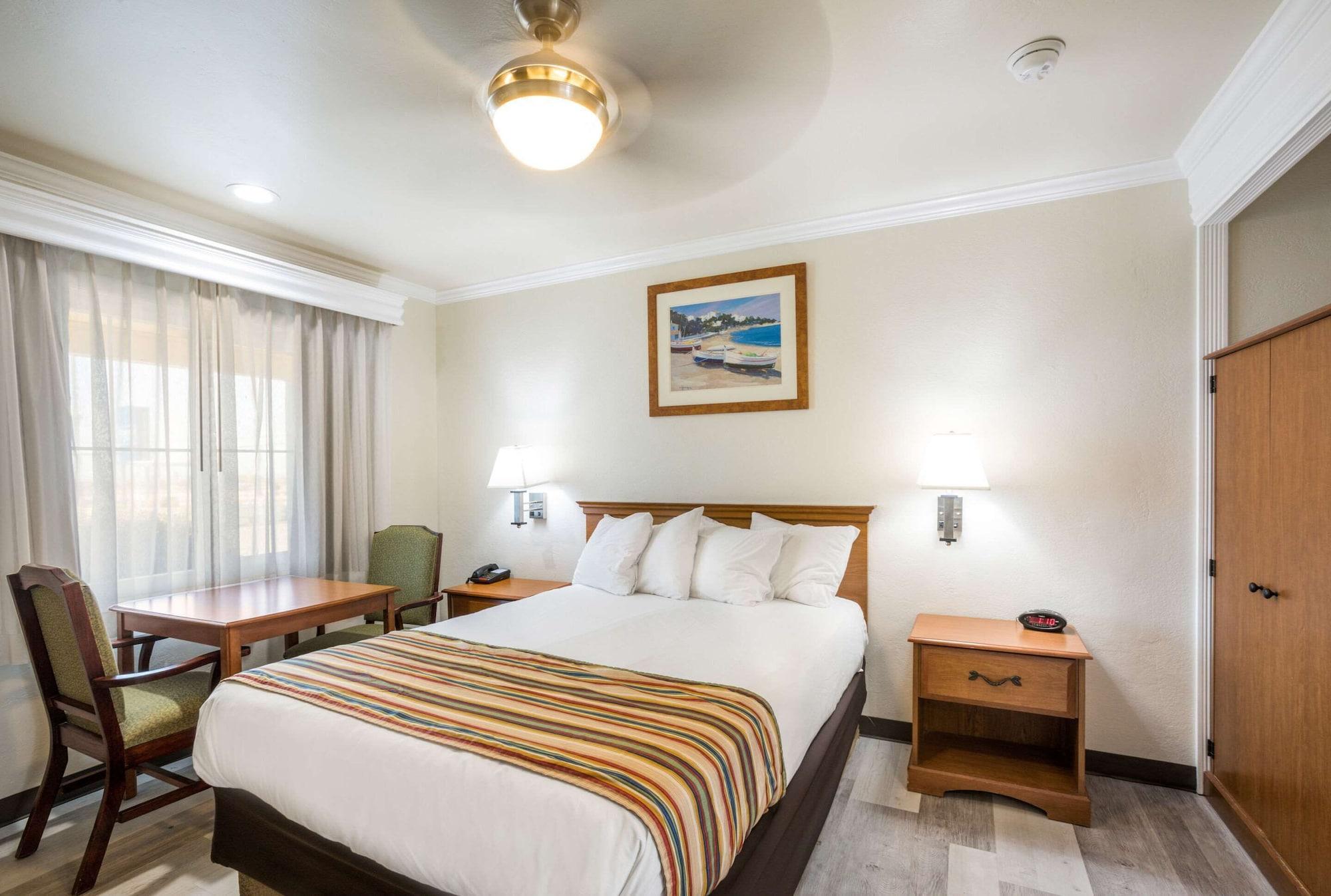 Rodeway Inn At מורו ביי מראה חיצוני תמונה